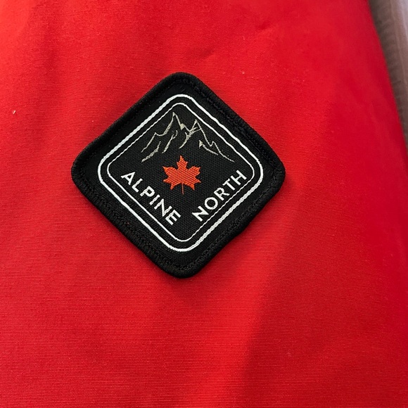 Alpine North Red Ski & Snow Jacket with Faux Fur Hood. Size 2X (18W-20W) - Picture 5 of 9